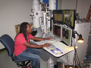 Using scanning electron microscope