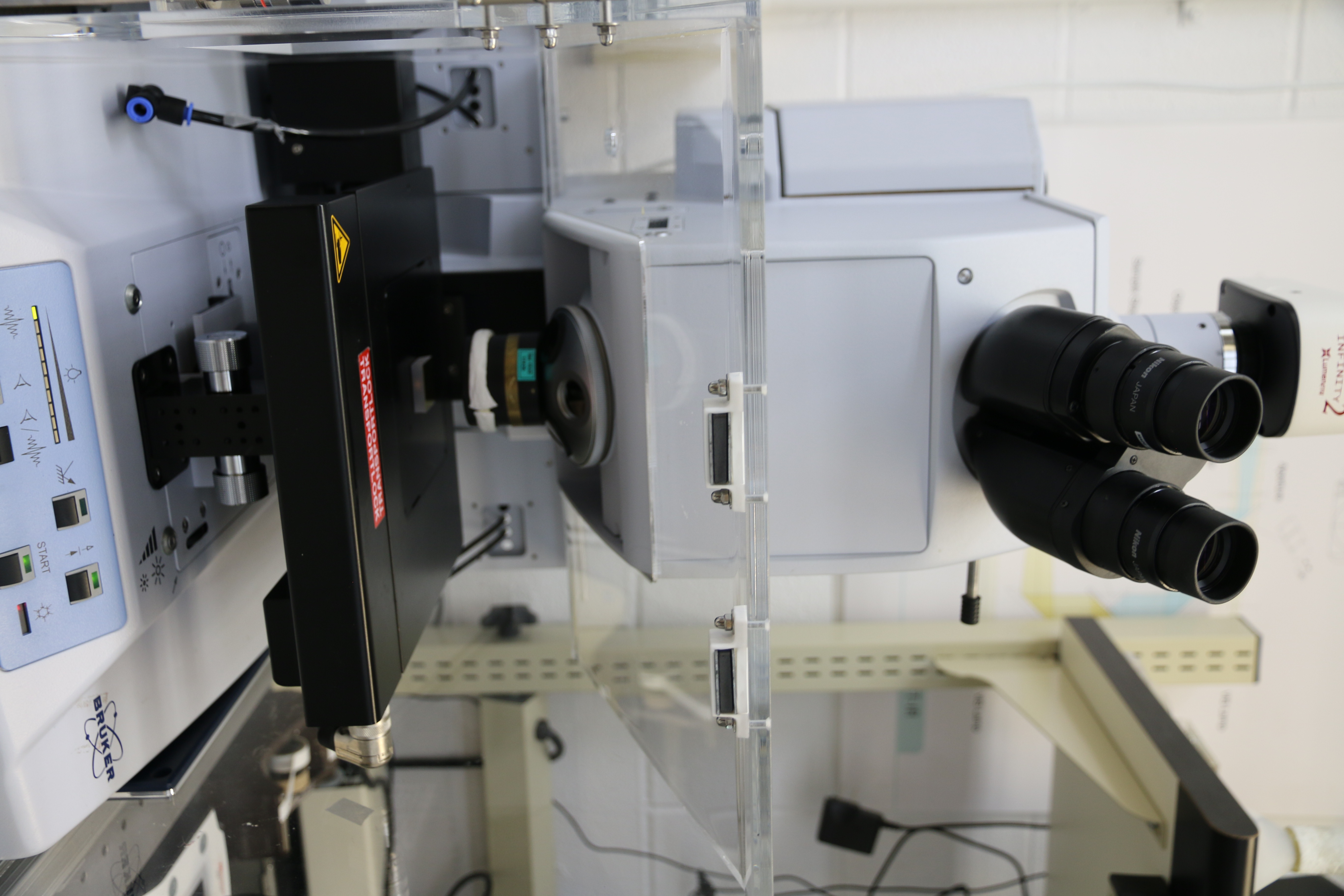 Bruker Hyperion FTIR Microscope